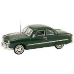 Mikes Train Hou MTH3050075 1:43 Die-cast 1949 Ford 2-Door Coupe/Green