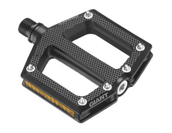 Giant G67057 GNT Pinner Lite Flat Pedals Black