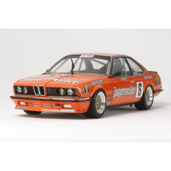 TAMIYA TAM24322 BMW 635CSI JAGERMEISTER 1/24 SCALE KIT