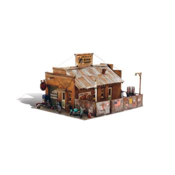 WOODLAND SCENIC WOOBR5045 HO Built-Up Deuce's Cycle Shop